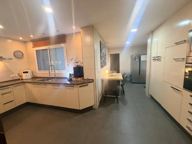 MAGNIFICA VIVIENDA CON TU OFICINA EN VENTA EN ALFONSO XI ¡¡ — 6
