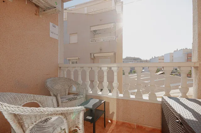 PRECIOSO APARAMENTO DE 1 DORMITORIO A 10 MINUTOS DE LA PLAYA — 8