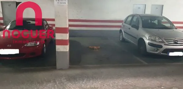 Se vende cochera en Parque Cruz Conde
