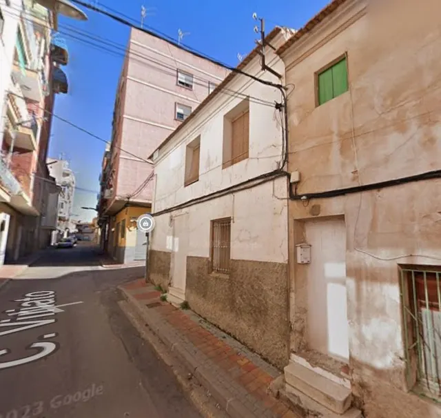 Casa solar a la venta en el centro de molina - foto 2