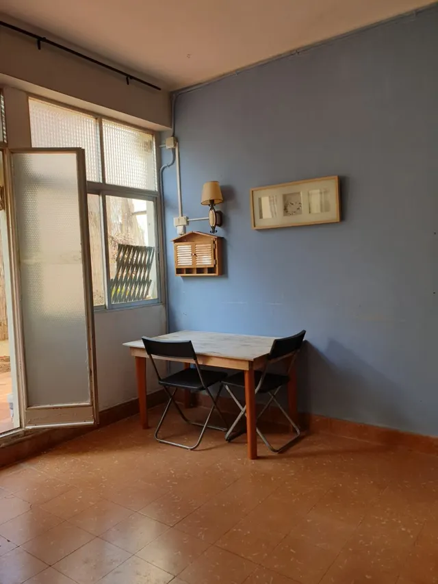 Ático con terraza de 20 m2 , tres habitaciones — 2