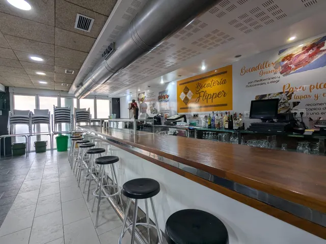 Local comercial 111m² en venta - Villananitos — 8