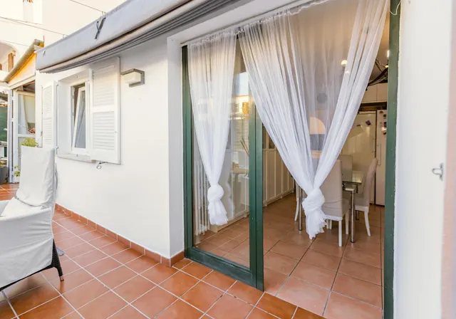 Chalet Semi Adosado. Piscina y Jardín Privados. — 10