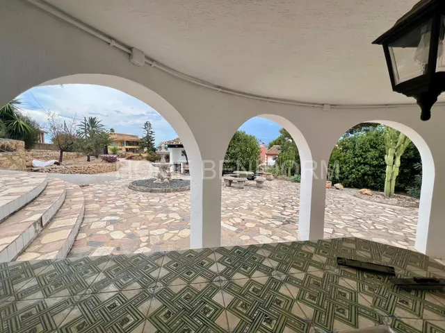 CHALET INDEPENDIENTE COMPLETAMENTE REFORMADO CON PISCINA, GARAJE Y VISTAS DESPEJADAS — 23