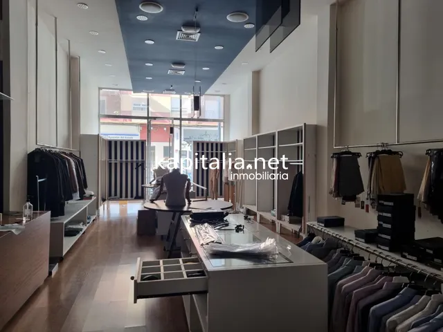 Local a la venta en Ontinyent — 4