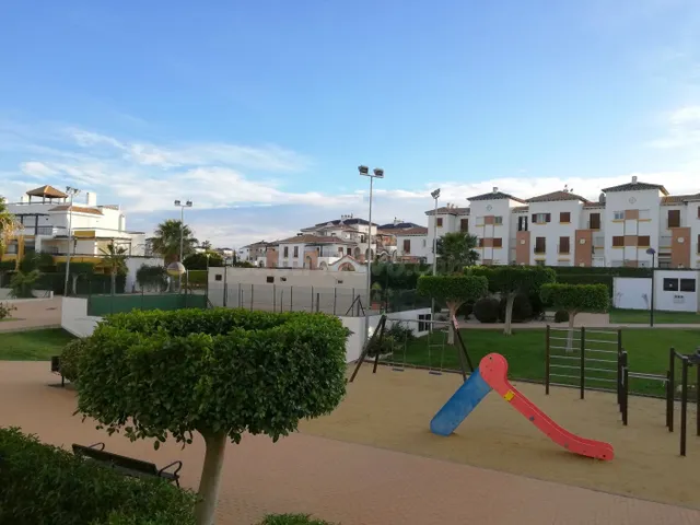 ESTUPENDO APARTAMENTO CON TERRAZA EN URBANIZACION DE VERA PL - foto 4