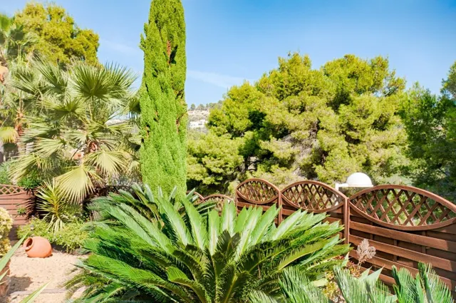 MAJESTUOSA VILLA CON VISTAS AL MAR, CERCA DE LA PLAYA DE LA FUSTERA, BENISSA — 29