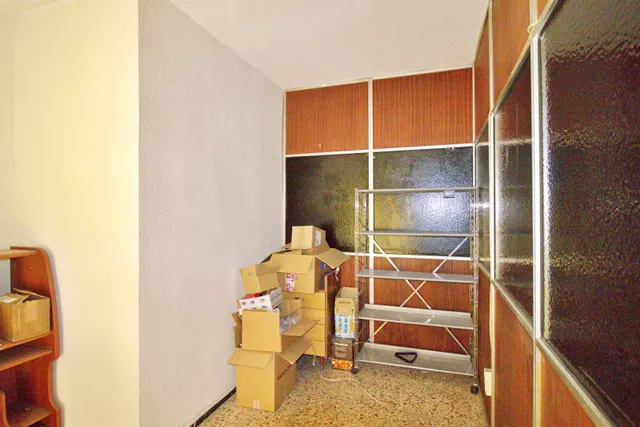 ENTRESUELO COMERCIAL — 15