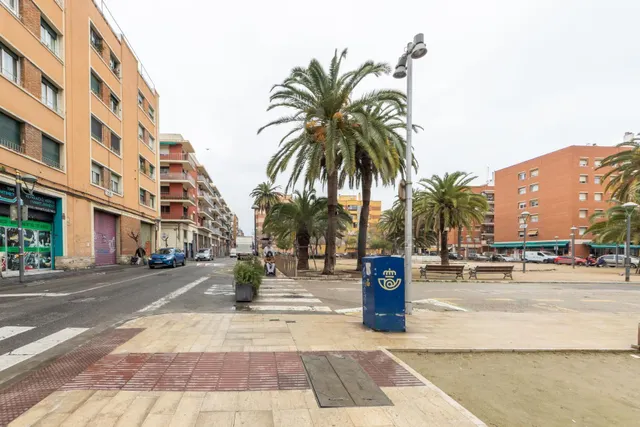 LOCAL COMERCIAL EN EL CENTRO DE TARRAGONA. — 14