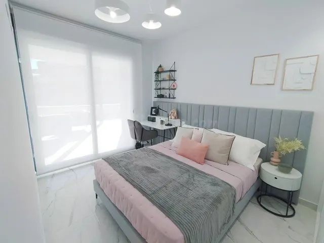 APARTAMENTOS DE 2 DORMITORIOS 2 BAÑOS, PISCINA COMUNITARIA E - foto 3