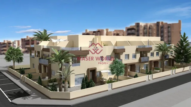 HERMOSAS CASAS ADOSADAS EN LA MANGA — 2