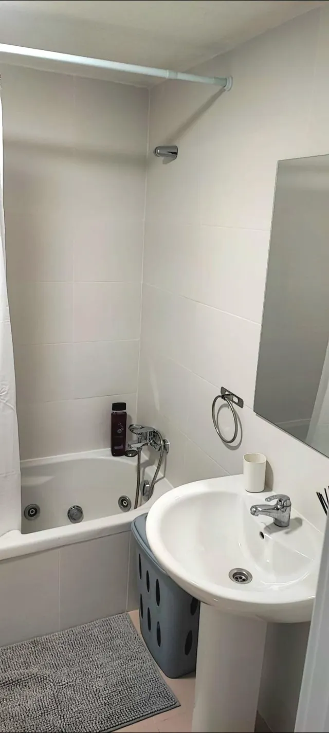 *OPORTUNIDAD DE INVERSIÓN EN TORREQUEBRADA: ESTUDIO CON VISTAS Y PISCINA — 14