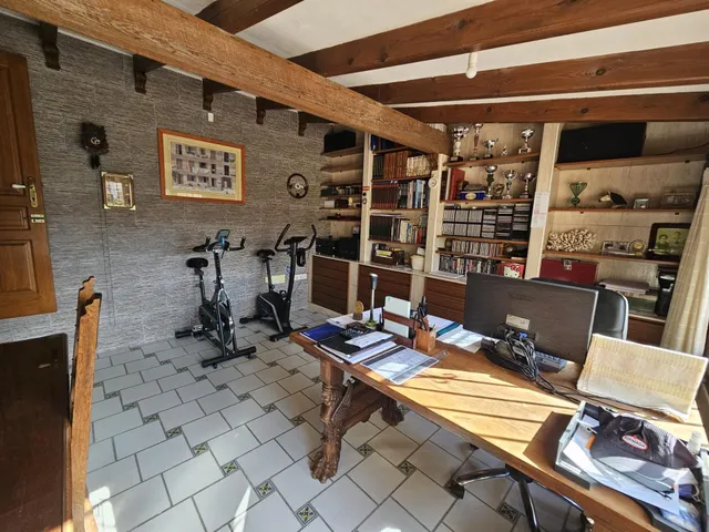 Villa independiente con piscina privada y amplios espacios en Pozo Estrecho, Cartagena — 32