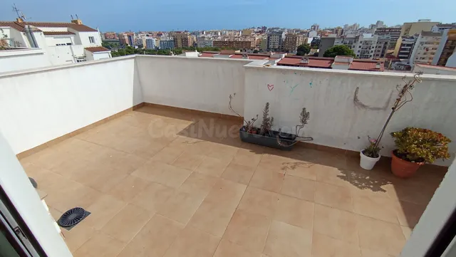 Precioso Ático Dúplex en Av. Vall d’Uixó – Amplio, Luminoso  - foto 3