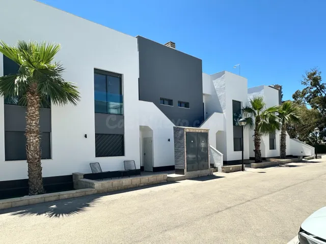 APARTAMENTO DE 2 DORMITORIOS 2 BAÑOS EN OASIS BEACH XII EN RASO (GUARDAMAR DEL SEGURA) — 2