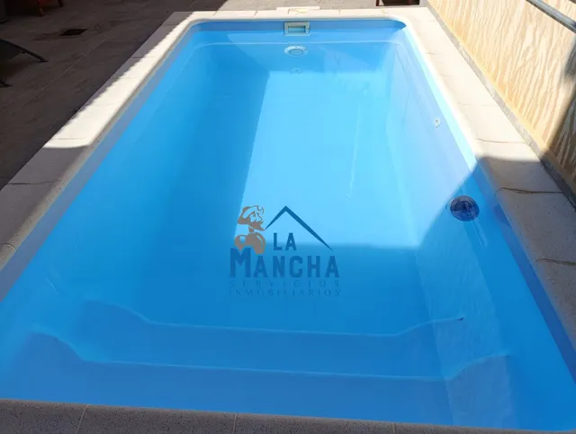 INMOBILIARIA LA MANCHA VENDE CASA BAJA CON TERRAZA Y PISCINA EN MADRIGUERAS ( ALBACETE ). — 6