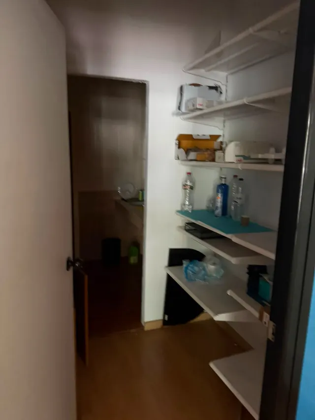 LOCAL COMERCIAL EN VENTA O ALQUILER — 11