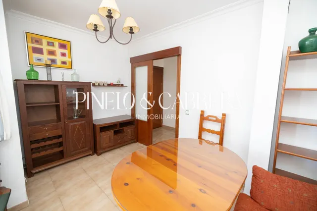 Piso en venta con terraza y ascensor en calle madrid — 8