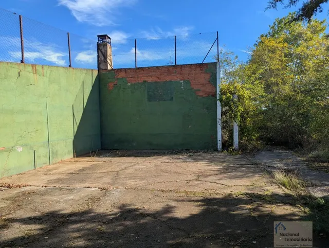 Casa-Chalet en Venta en Valverde De La Virgen León — 12
