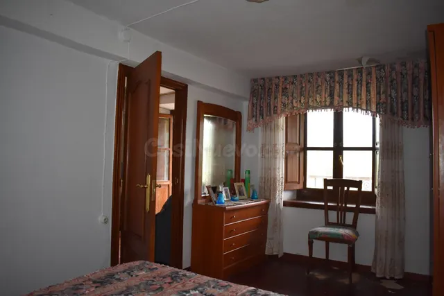 Casa adosada en venta en Villacarriedo - foto 2
