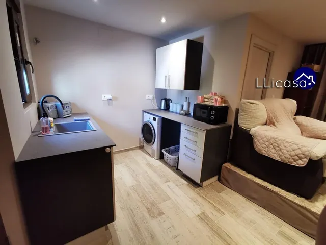 Chalet independiente en venta en urbanización de Llíria — 34