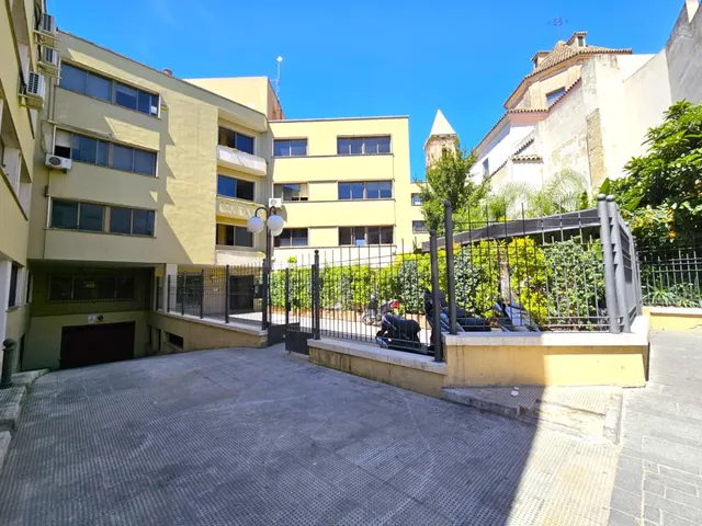 SE VENDE OFICINA EN PLENO CENTRO DE JEREZ - foto 2