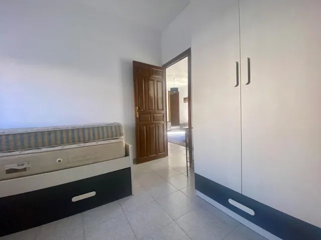 Gran casa de pueblo a dos calles en el centro — 27