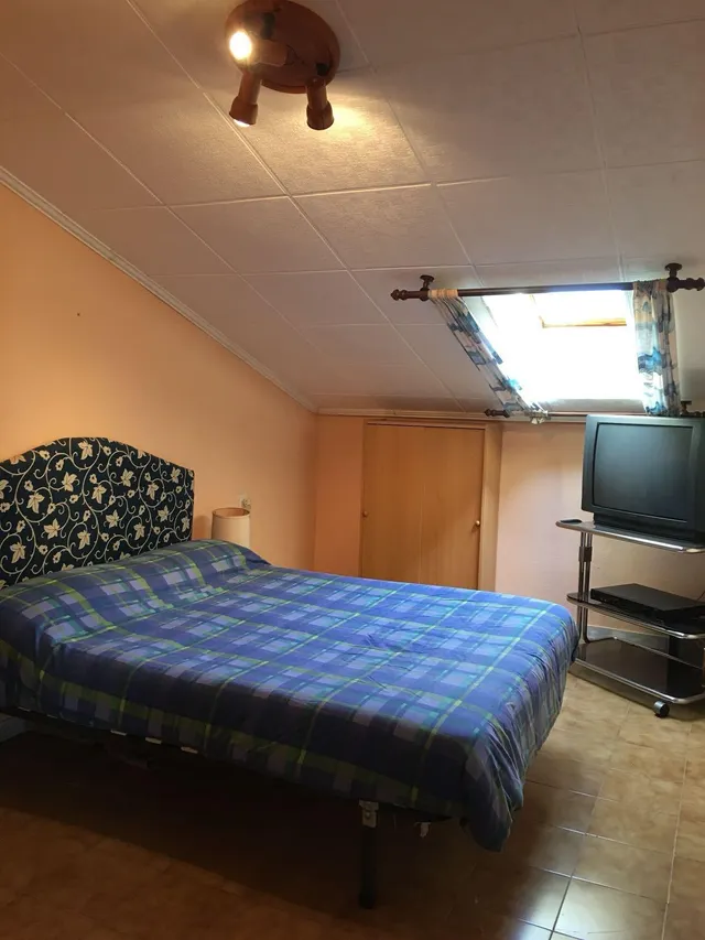 APARTAMENTO 2 DORMITORIOS EN VILLADANGOS ÚLTIMA PLANTA — 31
