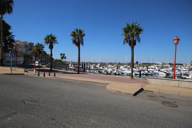 Apartamento con 2 suites y terraza en Residencial El Faro, Isla Canela — 50