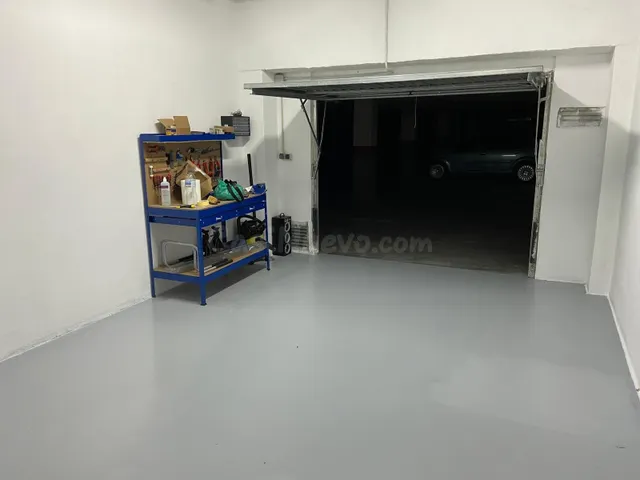 ¡Oportunidad única de garaje cerrado en planta sótano! Zona  - foto 2