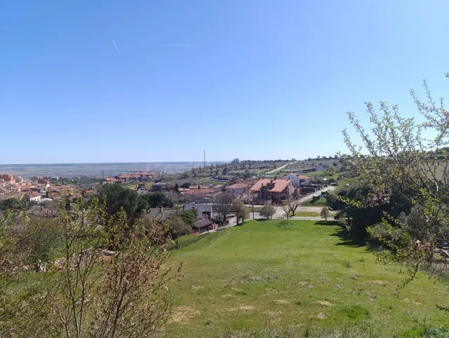 Parcela urbana en venta en El Molar - foto 3