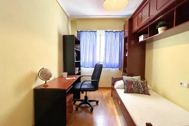 PISO EN VENTA EN LA FLOTA, JUNTO AL JARDÍN DE LAS TRES COPAS — 27