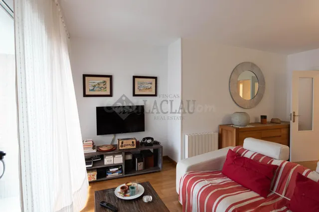 en venta, planta baja con balcón,dos dormitorios y patio en  - foto 3