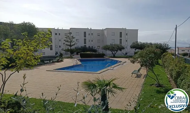 Bonito piso con vista mar en mas oliva Roses — 28