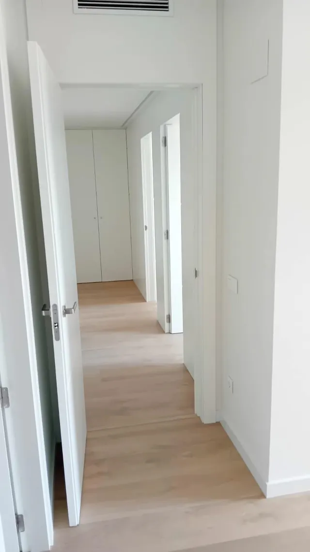 PISO DE NUEVA CONSTRUCCIÓN EN ZONA DE CIUTAT JARDÍ — 25