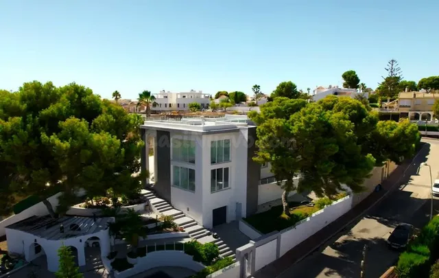 Villa 6 habitaciones 286m² en venta - La Ciñuelica - foto 2