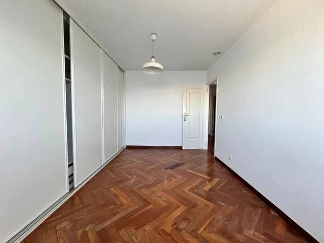 ESPECTACULAR VIVIENDA CON VISTAS AL MAR y PUERTO CON DOS PLAZAS DE GARAJE — 24