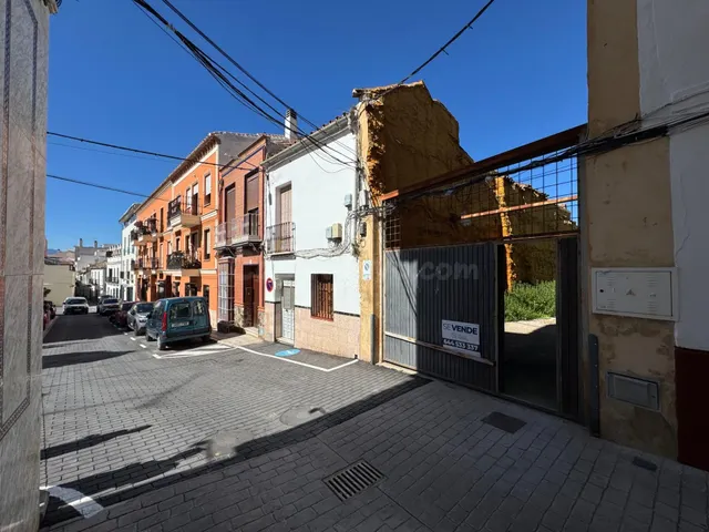 SOLAR URBANO EN CALLE CANONIGO ORDOÑEZ, COIN — 4