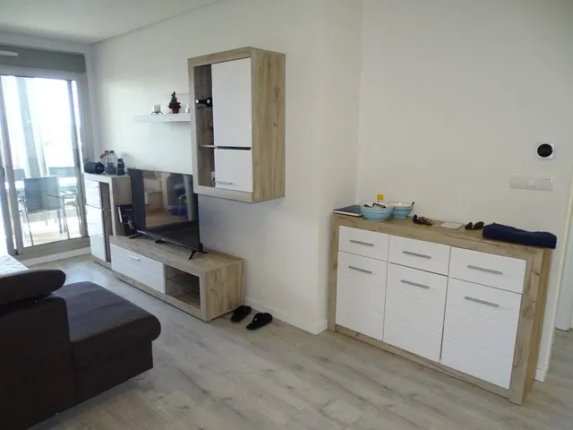 LUJOSO ÁTICO CON ESPECTACULAR TERRAZA Y SOLARIUM — 23