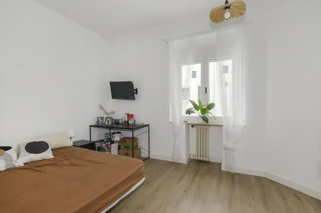 ✨ EXCLUSIVO PISO DE 253 m2 EN GRANADA CENTRO – 2.800 €/MES DE RENTABILIDAD — 12