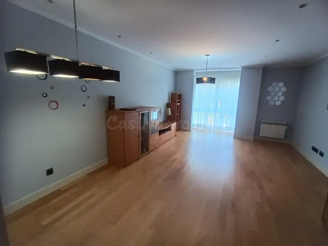 Excelente oportunidad, en venta vivienda de 4 dormitorios en - foto 3