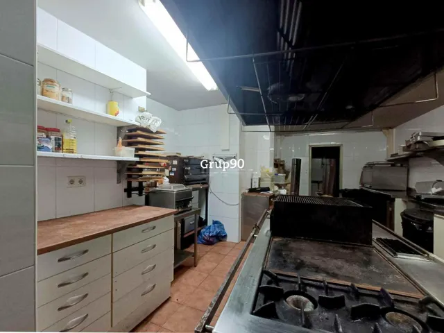 Venta  de restaurante en La Bordeta — 32
