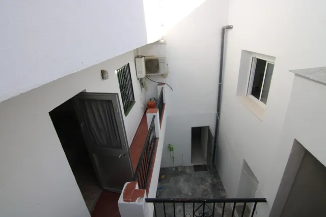 CASA DE 3 habitaciones CON TERRAZA PRIVADA Y PATIO — 33