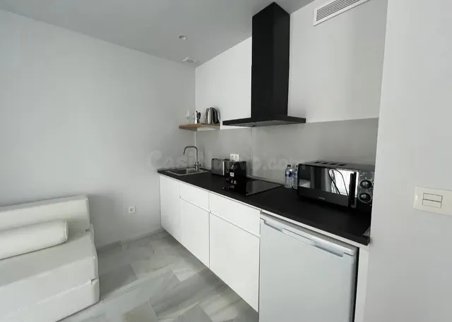 Magnífico piso para estancias cortas y largas - foto 2