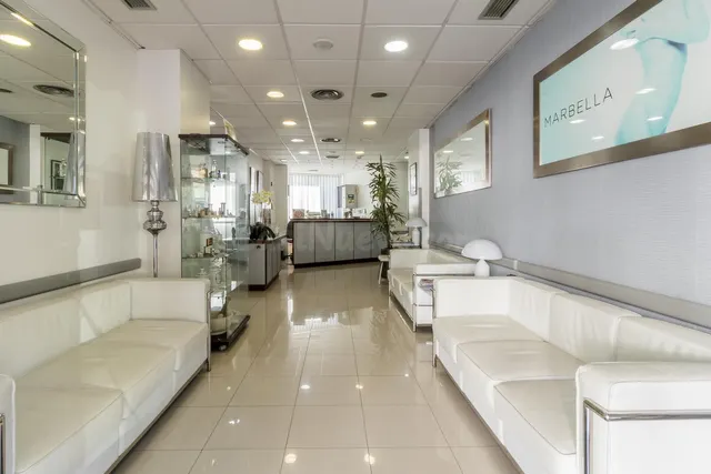 Negocio 10 habitaciones 273m² en venta - Marbella — 5