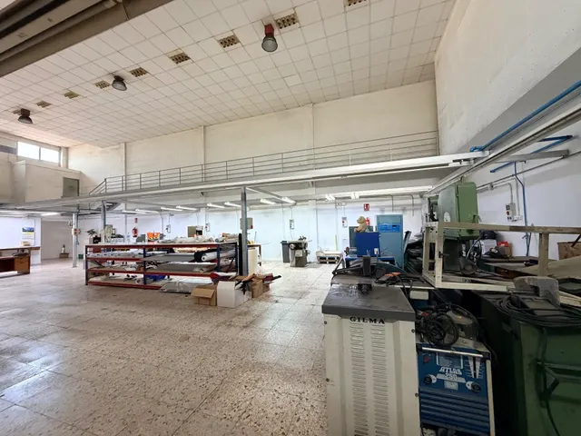 ALQUILER DE NAVE INDUSTRIAL EN CARRúS — 3