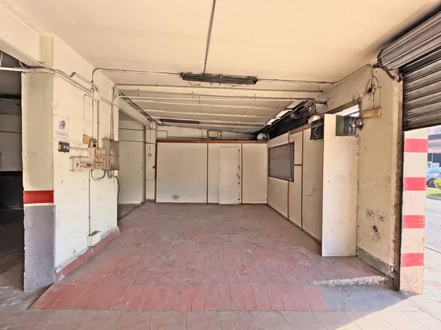 Amplio Local Comercial en Alquiler en Cubelles - €1450/mes — 9