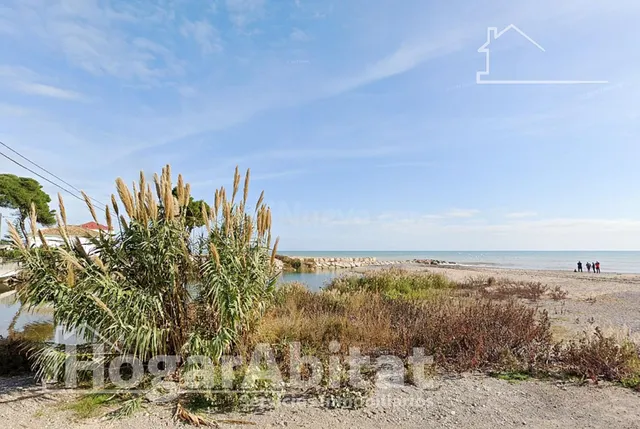 TERRENO URBANO JUNTO A LA PLAYA — 4