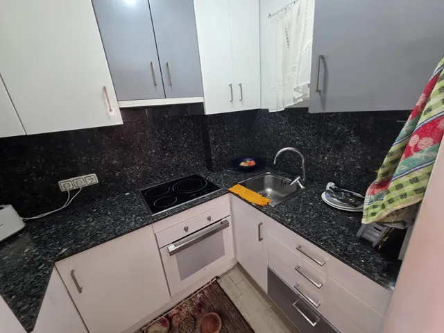 Piso de 1 dormitorio con plaza de garaje numerada — 8