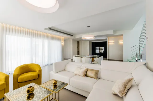 VILLA CON PISCINA PRIVADA — 20